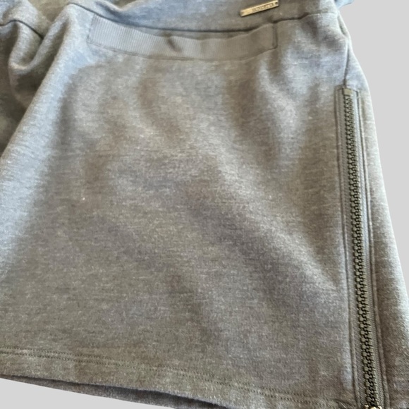 MONDETTA Cotton Blend Hoodies & Sweatshirts for Women - Picture 4 of 7